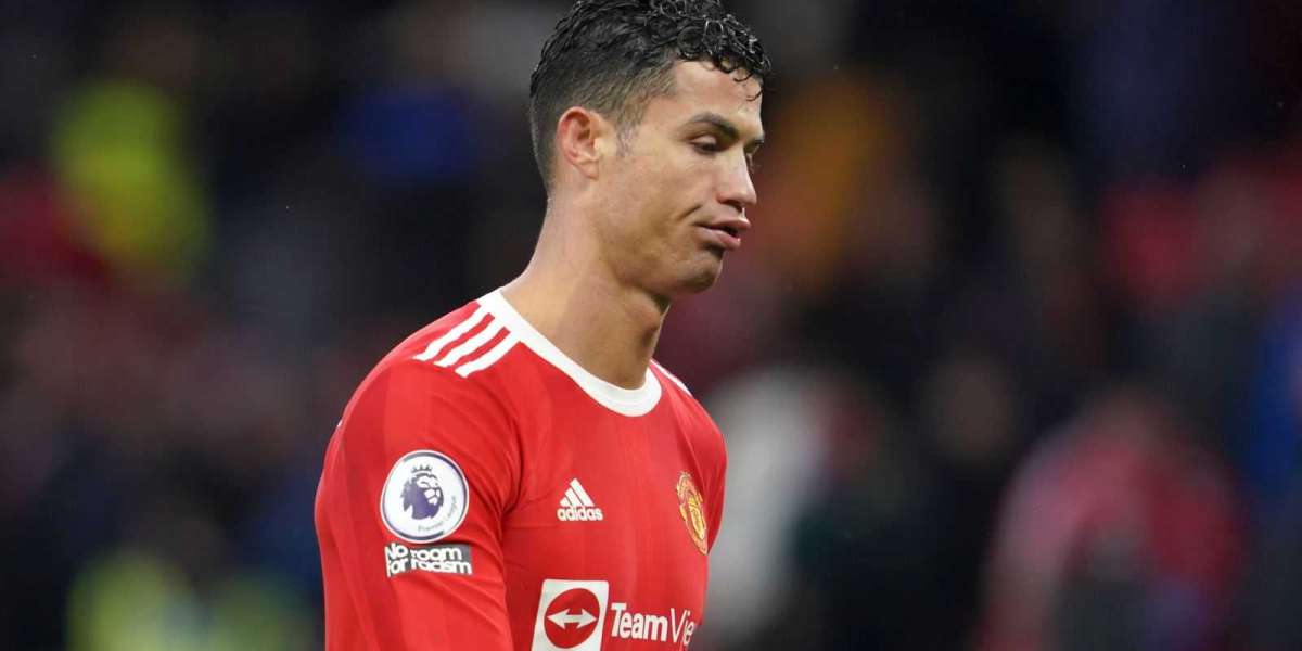 Cristiano Ronaldo: Erik ten Hag says Manchester United forward is in his plans and not for sale