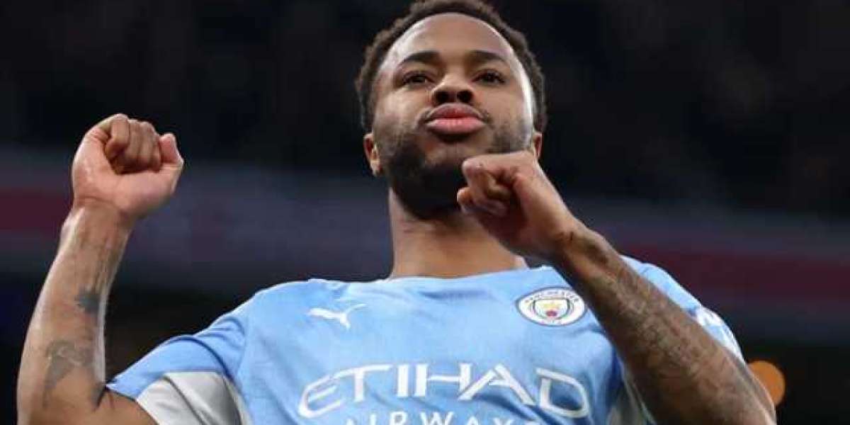 Sterling's Chelsea move debated: ‘You ain’t ready for Blues next season’ - Fans