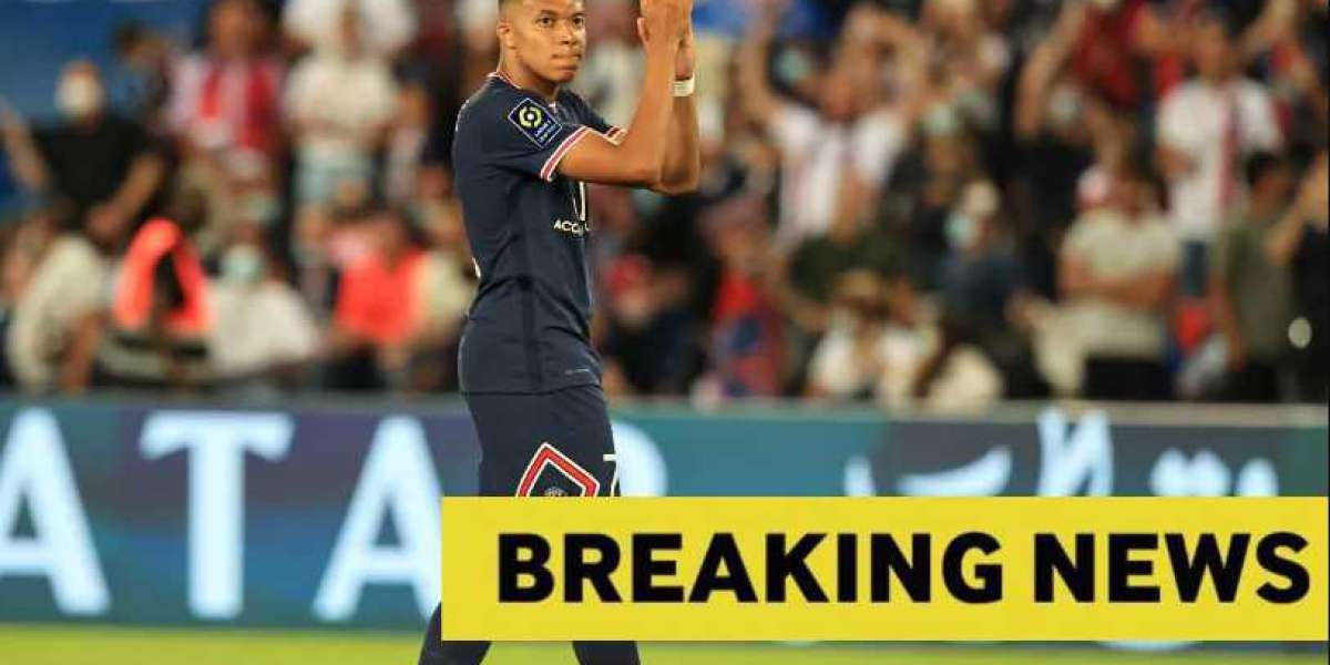 Kylian Mbappe rejected Premier League club last summer after PSG approved move.