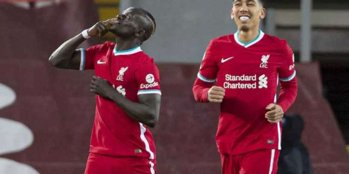 Roberto Firmino and former Liverpool teammate among big-name Saudi transfer targets.