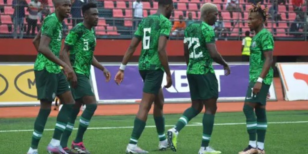 'Nigeria will win Afcon & Ghana will do nothing! Chukwueze, Simon shouldn't be near Super Eagles' - F