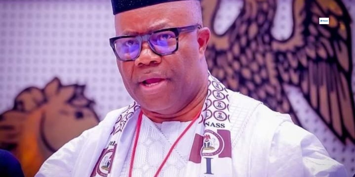 Fuel Subsidy Removal: FG Set To Review Workers’ Salary – Akpabio